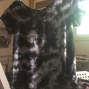 Women’s Tie-Die Shirt